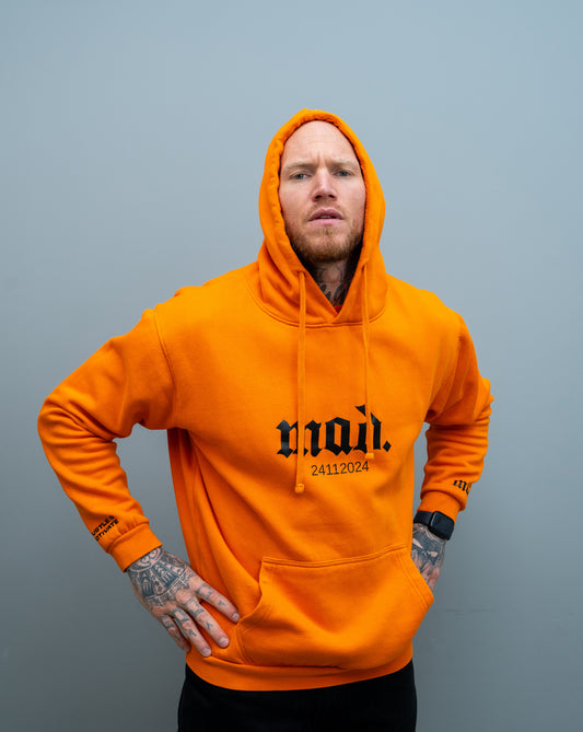 mad. Classic Logo Hoodie (orange/schwarz)